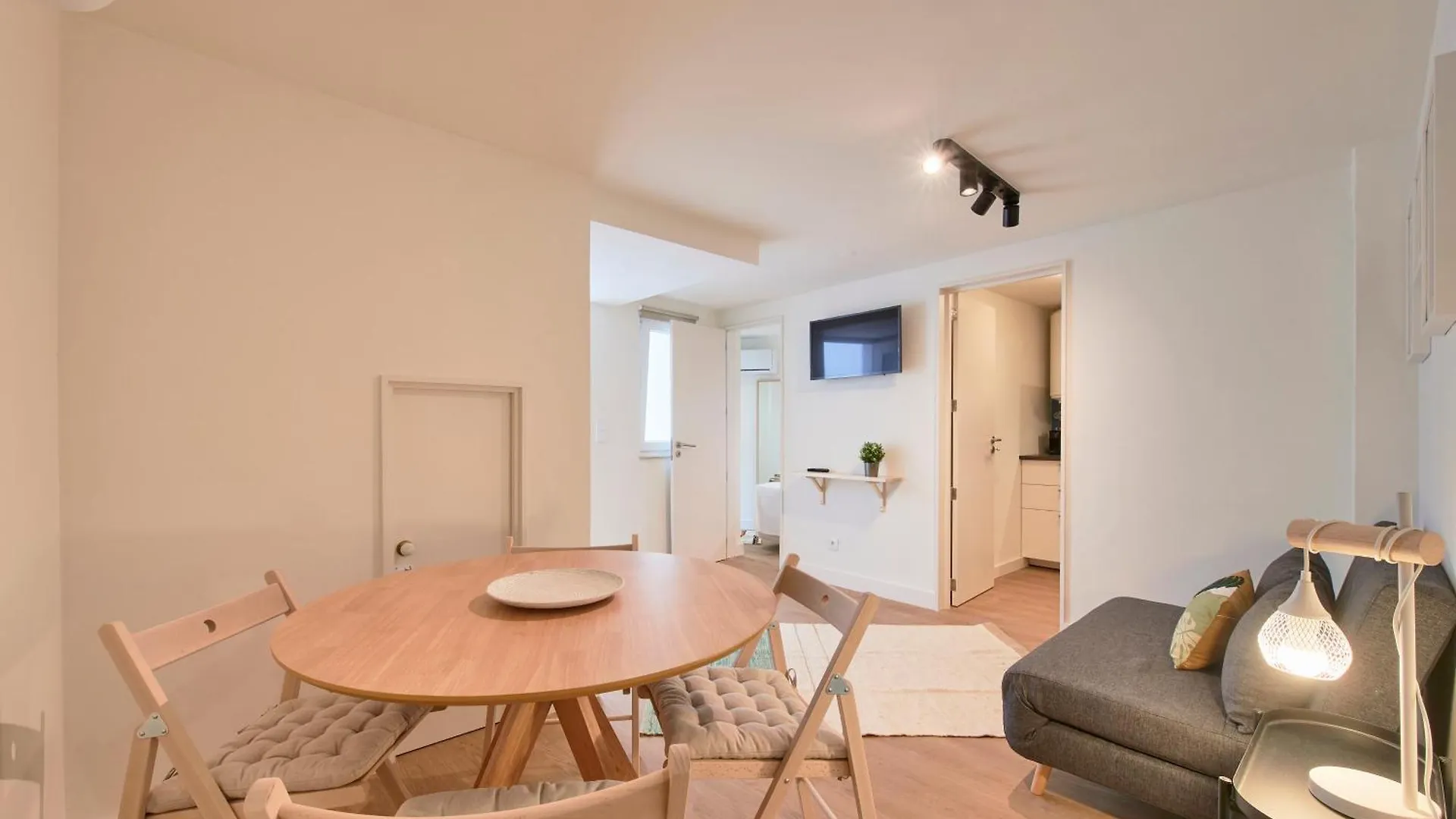 Alfama Village Lisbon Apartment
